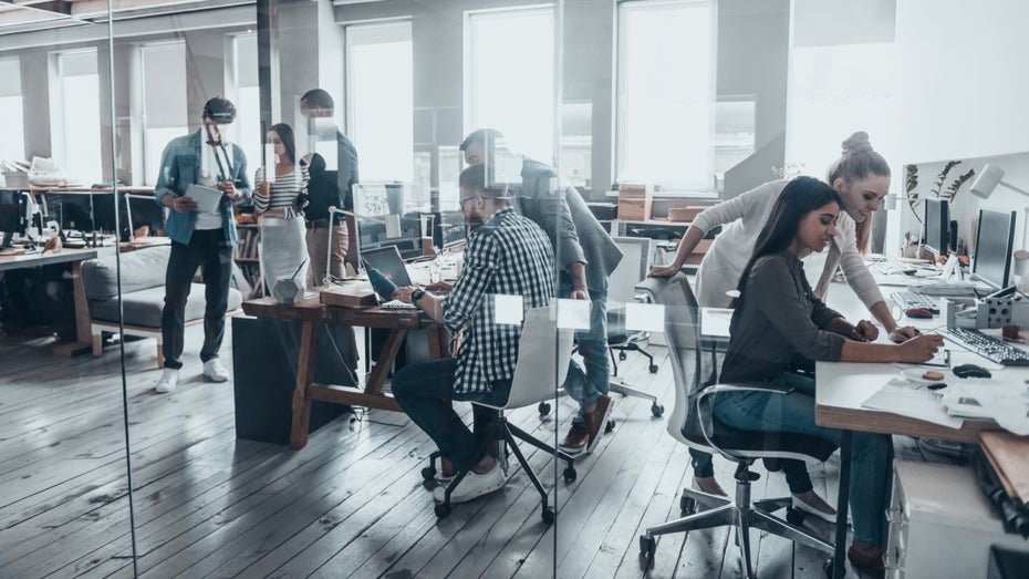 Erfolgreich ohne Studium und mit harter Hand gegen Homeoffice-Verweigerer Erfolgreich ohne Studium und mit harter Hand gegen Homeoffice-Verweigerer
