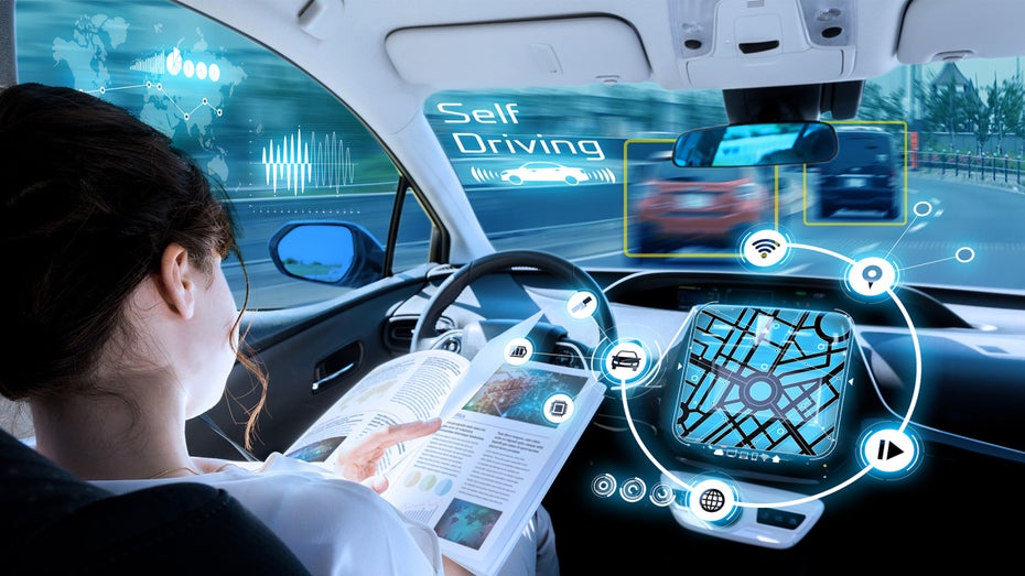 In diesem Fall war die Fahrerin schuld. (Foto: Metamorworks/Shutterstock) Erster Tod durch selbstfahrendes Auto: Sicherheitsfahrerin bekennt sich schuldig