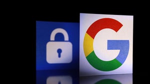 Ein Klick sorgt für 70 Einwilligungen: Wo Google bei der Kontoregistrierung nachbessern muss