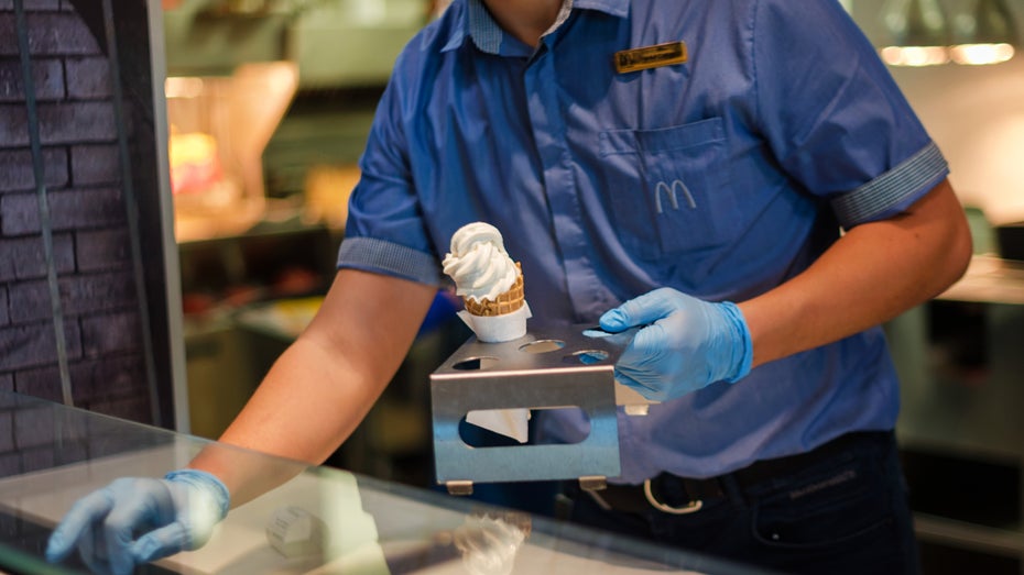 So will iFixit die notorisch kaputten Eismaschinen von McDonalds reparieren