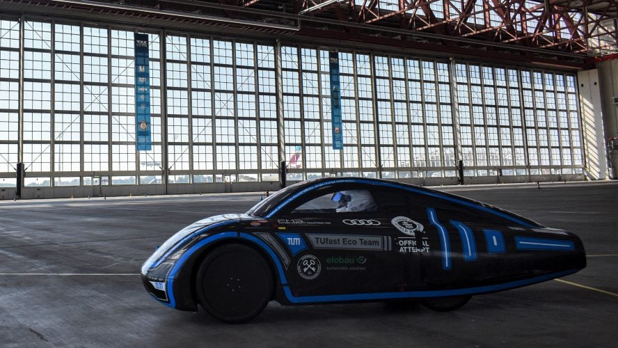 Hohe Reichweite bei niedrigem Verbrauch: Dieses E-Auto bricht Rekord Hohe Reichweite bei niedrigem Verbrauch: Dieses E-Auto bricht Rekord