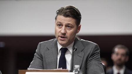 "Wie Poker im Casino": So rechnet Ben McKenzie mit der Kryptoszene ab