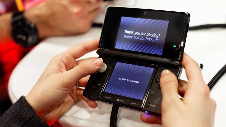Onlinespiele sind beim Nintendo 3DS nächstes Jahr nicht mehr möglich. (Foto: Barone Firenze / Shutterstock) Nintendo zieht den Stecker: Onlinemodus für 3DS und Wii U wird eingestellt