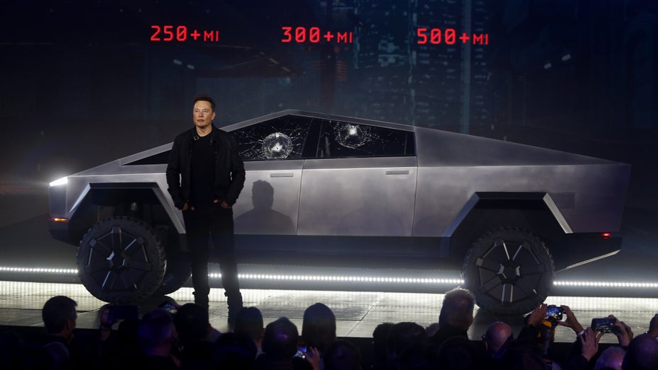 Musk: „Wir haben uns mit dem Cybertruck unser eigenes Grab gegraben“