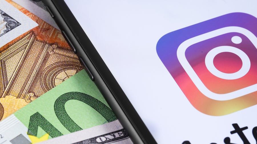 Bezahlen für Instagram und der Kampf Bargeld gegen Karte