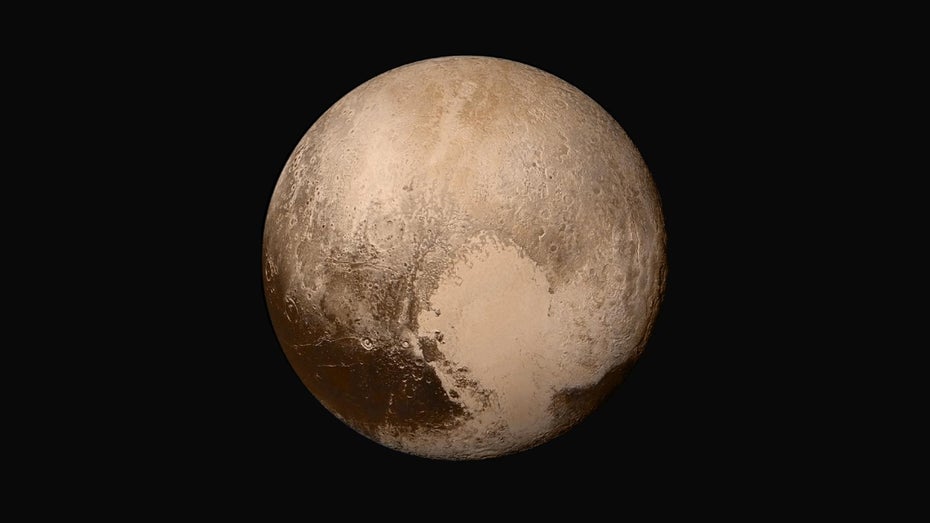 Fast wie „Weichkäse“: Plutos Zwilling hat eine ungewöhnliche Oberfläche