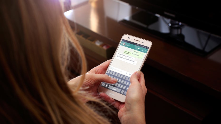 Gelöschte Whatsapp-Nachrichten wiederherstellen: Geht das? (Foto: Alex Photo Stock/Shutterstock) Whatsapp: Du willst gelöschte Nachrichten lesen? So geht’s