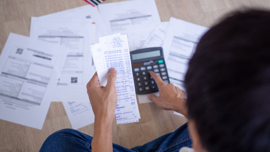 Schluss mit Klarna-Schulden: Mit diesen Tools und Tipps behältst du deine Finanzen im Griff