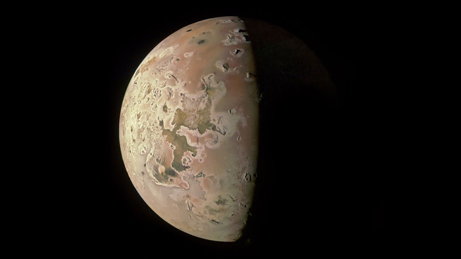 Juno-Raumsonde kommt Jupitermond am 30. Dezember ungewöhnlich nahe Juno-Raumsonde kommt Jupitermond am 30. Dezember ungewöhnlich nahe