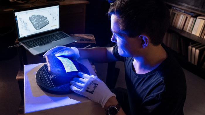 KI: Forscher entwickeln automatische Texterkennung für uralte Keilschrifttafeln KI: Forscher entwickeln automatische Texterkennung für uralte Keilschrifttafeln