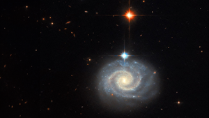 Hubble zeigt: Diese Spiralgalaxie trotzt der Physik