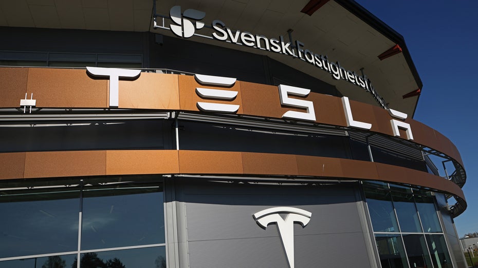 Wie lange bleibt Tesla noch in Schweden? (Foto: Jeppe Gustafsson / Shutterstock) Tesla in Schweden unter Druck: Gewerkschaftschefin spricht vom Rauswurf