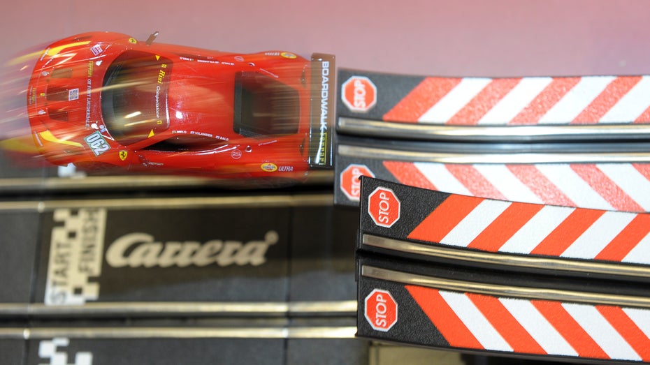 Eine Carrera-Bahn mit KI und ein Auge auf Microsoft Eine Carrera-Bahn mit KI und ein Auge auf Microsoft
