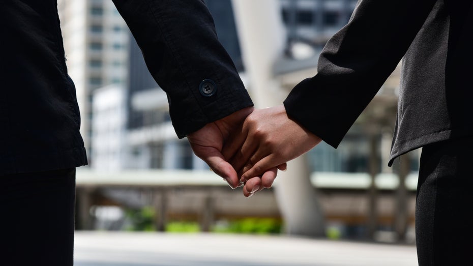 Diese Dating-App kostet bis zu 30.000 Dollar – und will deine Karriere sehen Diese Dating-App kostet bis zu 30.000 Dollar – und will deine Karriere sehen