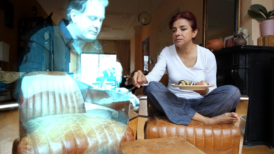 Experiment gegen Einsamkeit: Diese Frau heiratet ein KI-Hologramm Experiment gegen Einsamkeit: Diese Frau heiratet ein KI-Hologramm