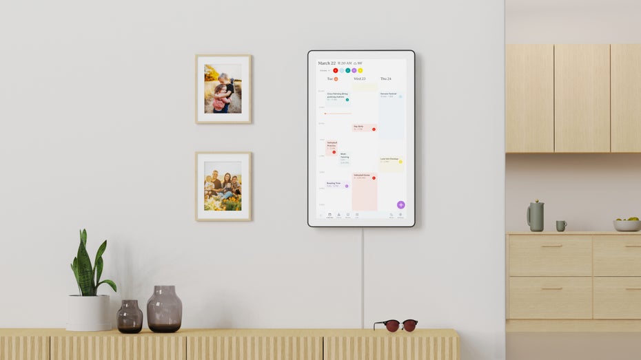 Dieser digitale Kalender ist so groß wie ein Office-Monitor – und kostet 600 Dollar