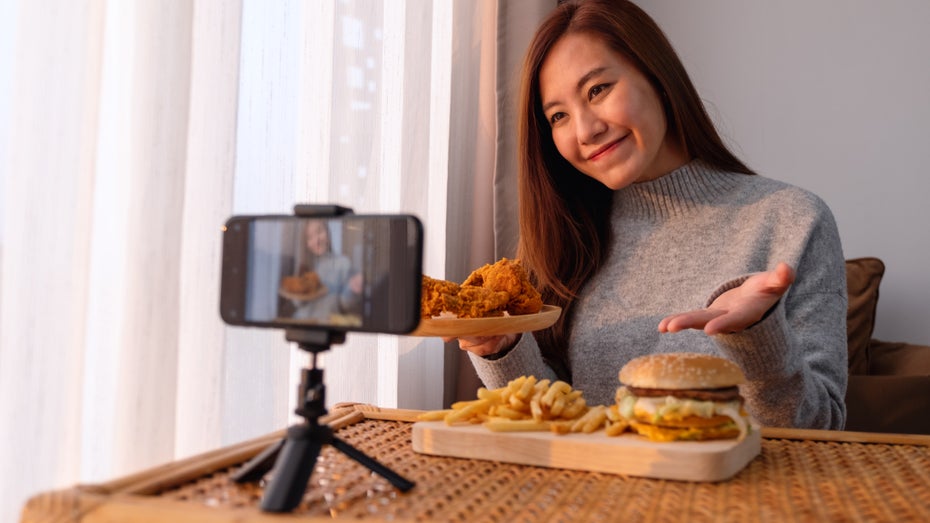 Food-Influencer auf Instagram und Tiktok: Wie sie sich auf ein Werbeverbot vorbereiten