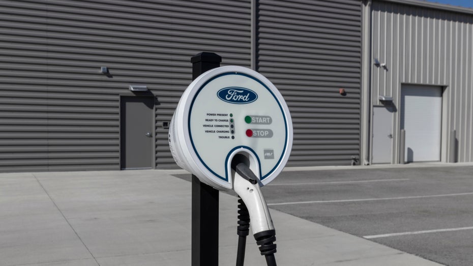 Fokus auf günstigere E-Autos: Ford kündigt Strategiewechsel an Fokus auf günstigere E-Autos: Ford kündigt Strategiewechsel an
