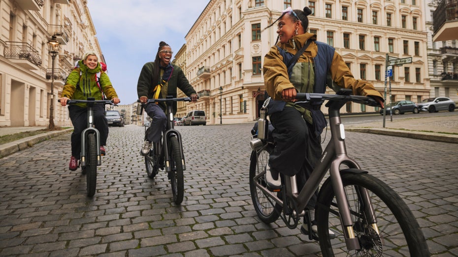 Cowboy Cross: Neues E-Bike für mehr Komfort auf Kopfsteinpflaster und Waldwegen