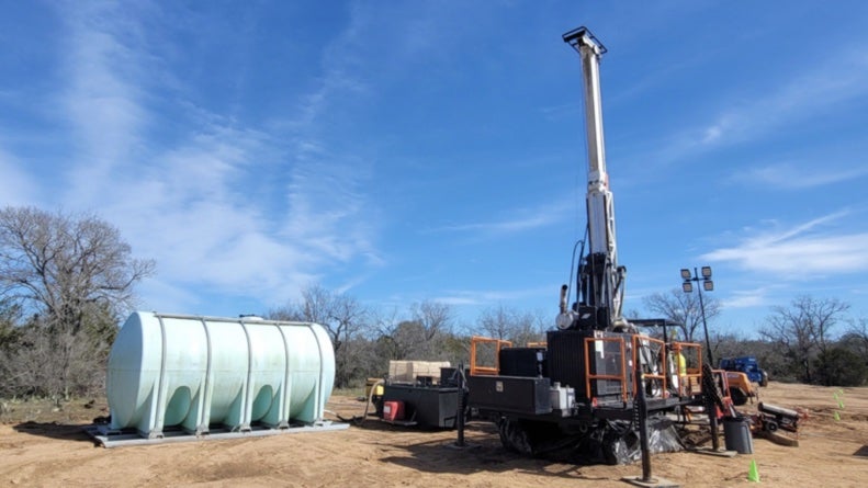 Geothermie: Tests für die Tiefenbohrungen. (Foto: Quaise Energy) Quaise Energie Geothermie Tiefe