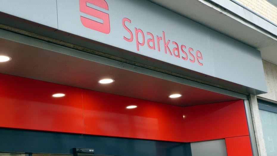 USB-Stick von der Sparkasse: Diese Post trudelte bei 15.000 Menschen ein