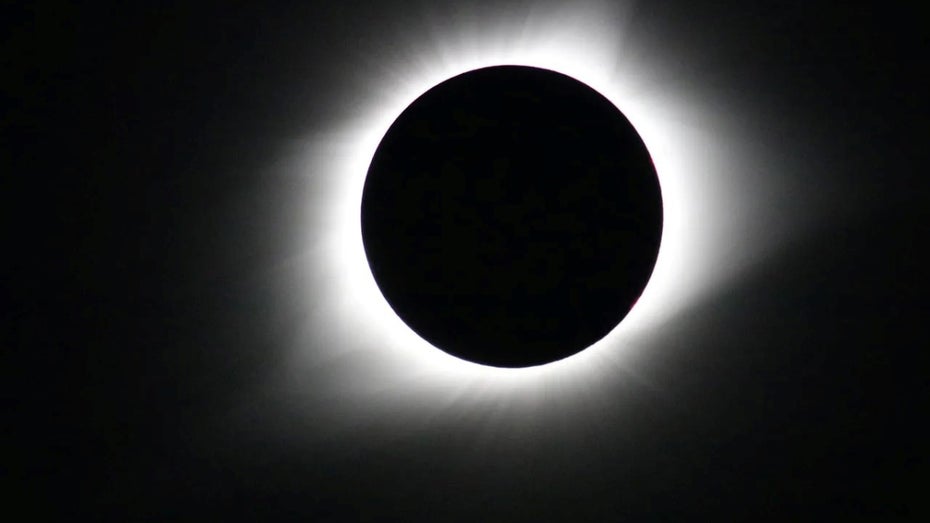 Sonnenfinsternis am 8. April: So seht ihr das Spektakel live Sonnenfinsternis am 8. April: So seht ihr das Spektakel live