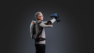 Exoskelett im Selbsttest: „Wie Pedelec-Fahren für die Arme”