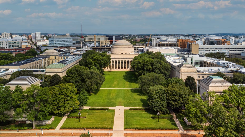 Das MIT ist auf dem ersten Platz. (Foto: Framalicious / Shutterstock) Die besten Universitäten 2024: Deutschland hinkt hinterher