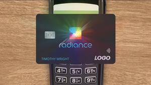 Nanu: Diese Kreditkarte hat ein OLED-Display