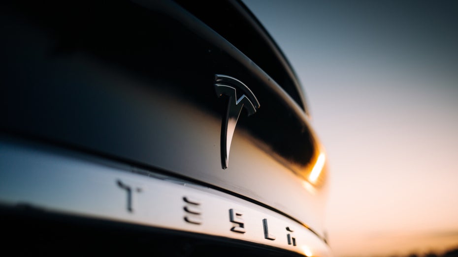 Liegt es an Elon Musk? Tesla verliert in vielen Ländern an Beliebtheit