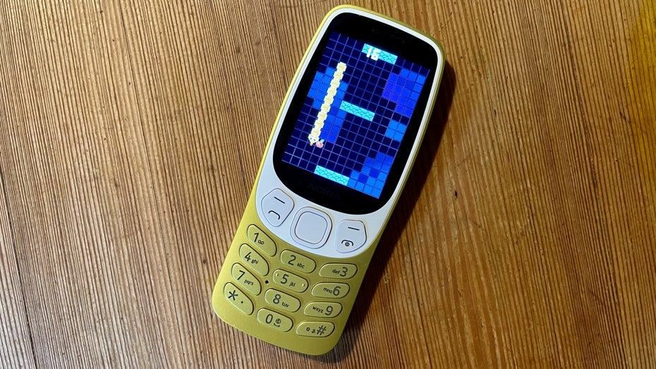 Snake läuft auf dem Nokia 3210.