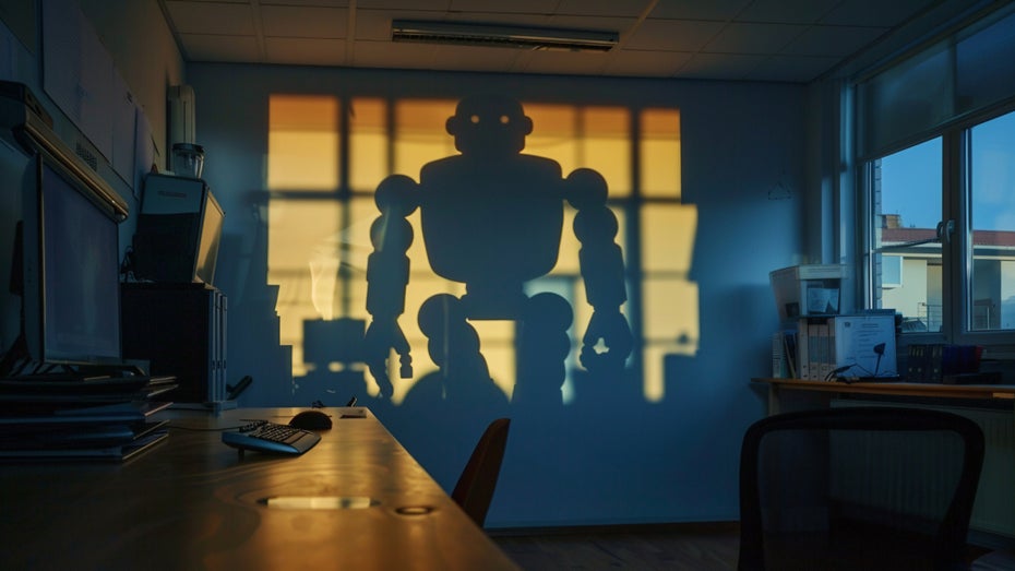 Schatten-KI: Warum dein Team dringend Regeln für künstliche Intelligenz braucht Schatten-KI: Warum dein Team dringend Regeln für künstliche Intelligenz braucht