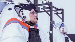 Wie auf dem Mond: Nasa-Astronauten testen neuen Anzug für die Artemis-Mission
