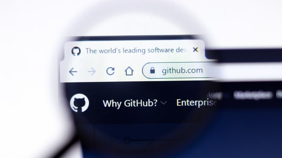 Warum private und gelöschte GitHub-Quellcodes öffentlich einsehbar bleiben – und wie ihr euch schützt