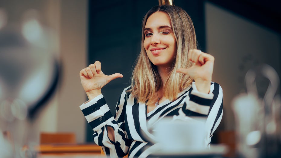 „Very demure, very mindful“: Das steckt hinter dem viralen Trend „Very demure, very mindful“: Das steckt hinter dem viralen Trend