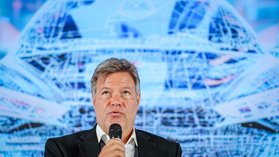 Autoindustrie in Krise: Hier sieht Robert Habeck eine „Riesenchance“ für deutsche Hersteller Autoindustrie in Krise: Hier sieht Robert Habeck eine „Riesenchance“ für deutsche Hersteller
