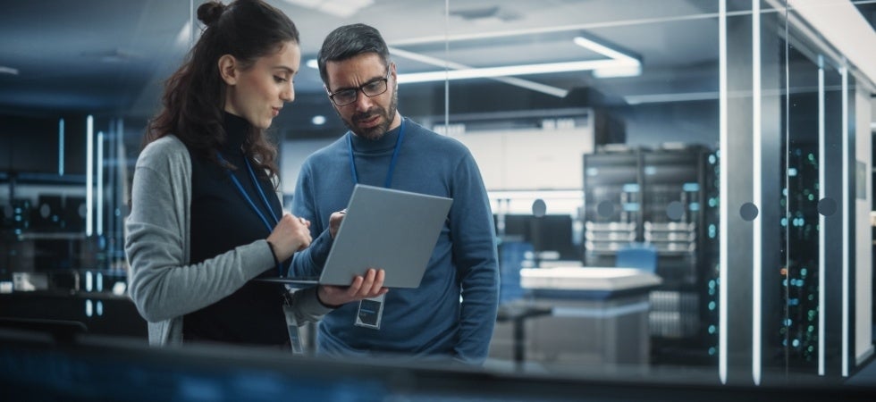 IT-Security: So schützt du dich gegen Sicherheitsrisiken und Ausfallzeiten