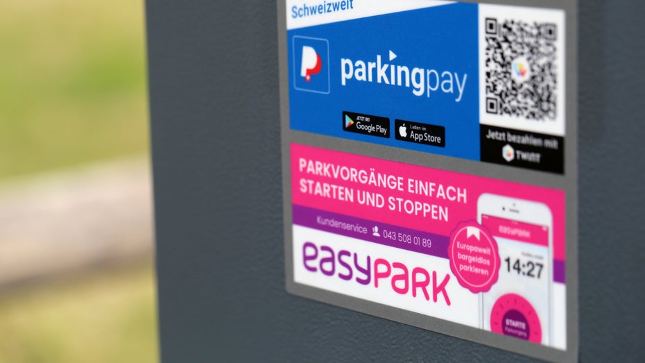 Gefälschte QR-Codes am Parkautomaten – LKA warnt vor Betrugsmasche