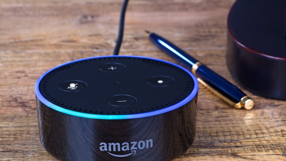 Alexa Plus: Amazons smarter Assistent bekommt neue KI-Funktionen. (Bild: Shutterstock/Charles Brutlag) 5 Dinge, die du diese Woche wissen musst: Amazon bringt mehr KI in Alexa
