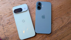 Schlagabtausch im KI-Wettbewerb: Google verspottet Apples ewige Siri-Versprechen