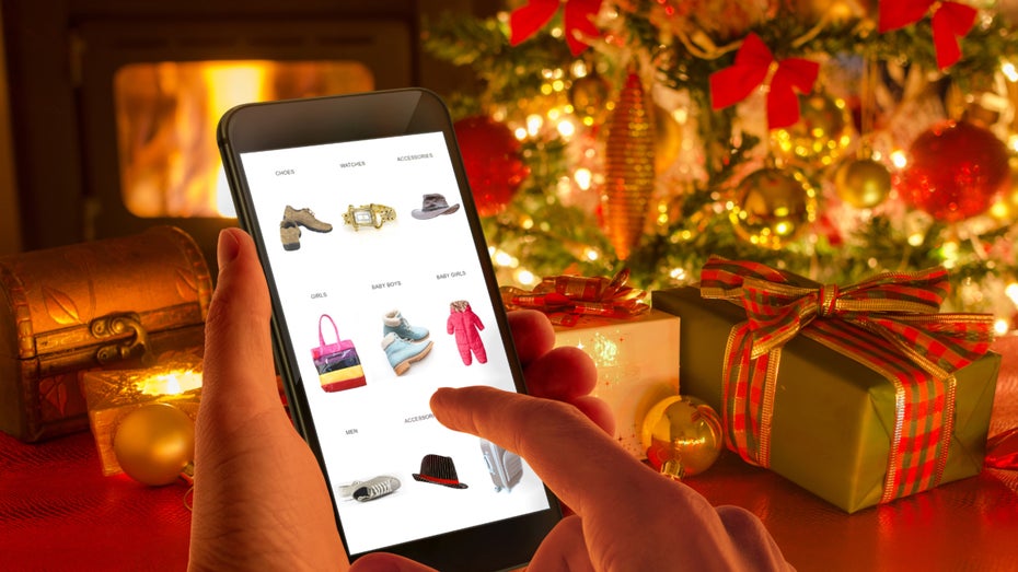(Foto: RSplaneta / Shutterstock.com) Trotz Krisenstimmung: Deutsche geben mehr Geld für Weihnachtsgeschenke aus