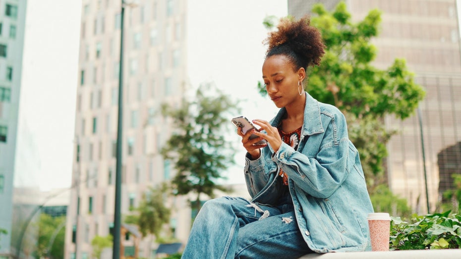 Schnell und unkompliziert? Die Realität hinter Whatsapp-Bewerbungen Schnell und unkompliziert? Die Realität hinter Whatsapp-Bewerbungen