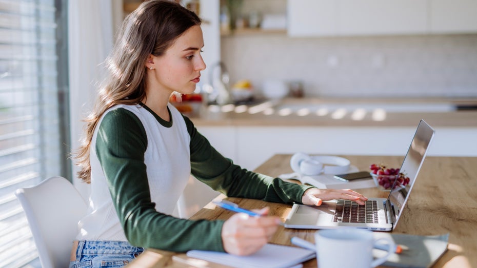 Wie produktiv sind wir im Homeoffice? Warum sich die Forschung mit einer Antwort schwertut