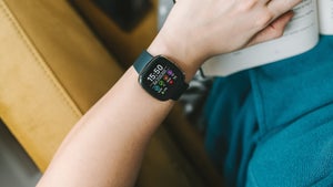 Fitbit-Update verkürzt Akkulaufzeit bei zwei Modellen: Was Nutzer jetzt machen können