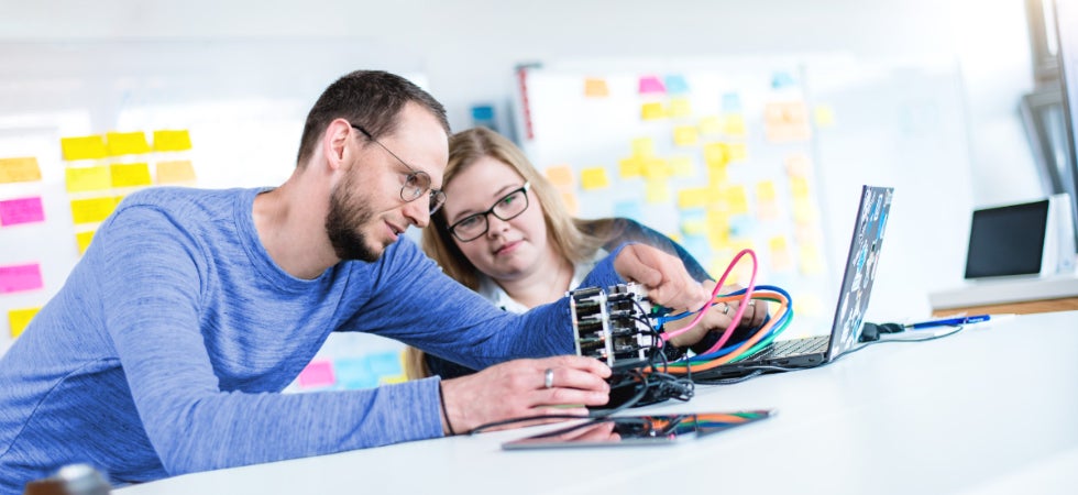 Innovation trifft Nachhaltigkeit: Gestalte die digitale Transformation in der Energiewelt mit Innovation trifft Nachhaltigkeit: Gestalte die digitale Transformation in der Energiewelt mit