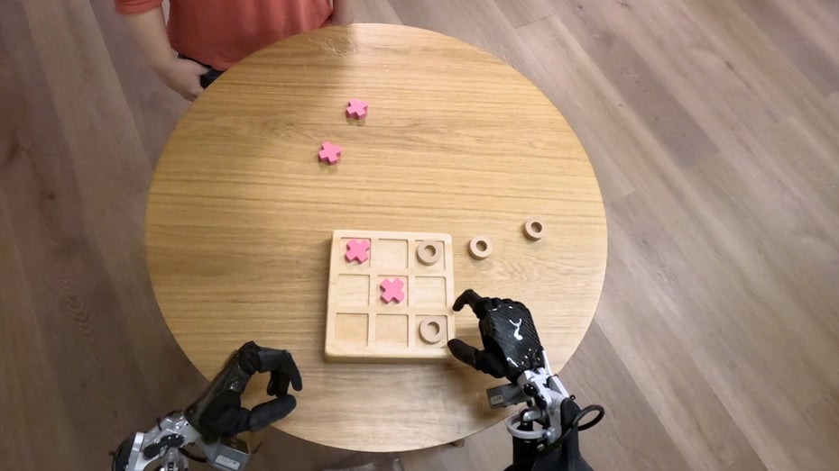 Gemini Robotics: Googles große Sprachmodelle sollen Roboter smarter machen Gemini Robotics: Googles große Sprachmodelle sollen Roboter smarter machen