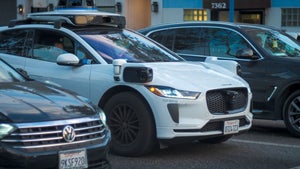 Knapp 600 Strafzettel und 65.000 Dollar Strafe: Wie Waymo-Taxis zu Falschparkern werden