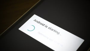 Warum sich euer Android-Smartphone bald von selbst neu startet