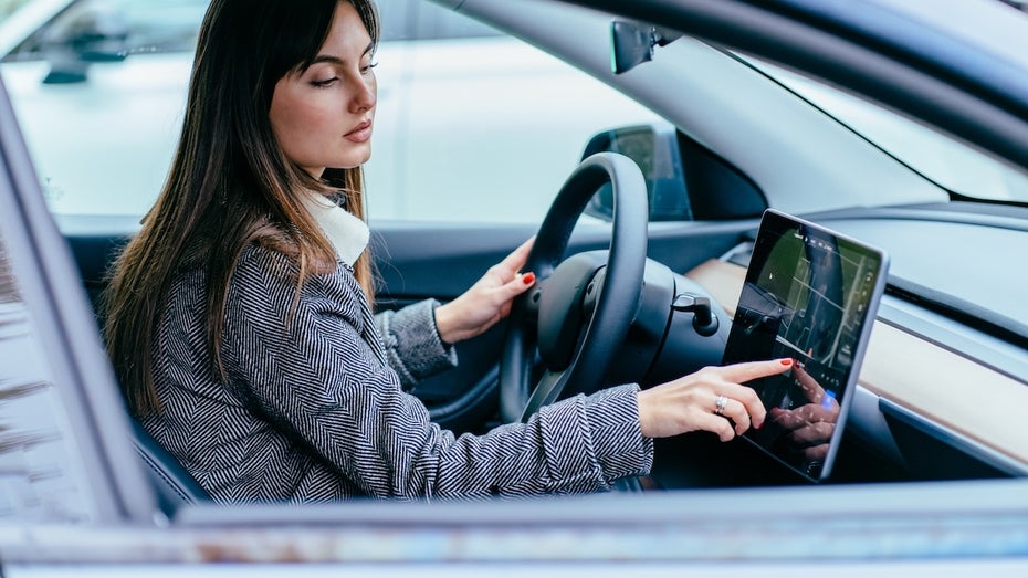 Gefährden Magnetfelder in E-Autos die Gesundheit? Das Bundesamt für Strahlenschutz klärt auf Gefährden Magnetfelder in E-Autos die Gesundheit? Das Bundesamt für Strahlenschutz klärt auf