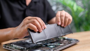 Energiewende im Eigenbau: Wie 1.000 alte Laptop-Akkus ein Zuhause versorgen
